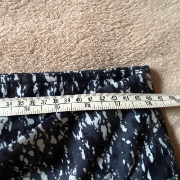 Responsible, Printed Capri Legging - Active Zone Pennington NWT - Picture 12 of 15